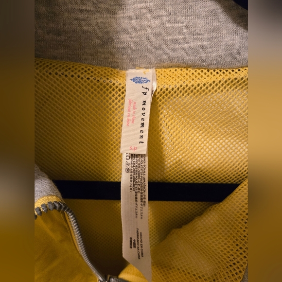 Free People Movement Moonlight Reflective Jacket Size Small - Picture 5 of 7